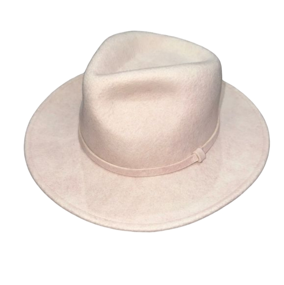 Beautiful hat! Very pale pink; almost cream - Picture 2 of 7